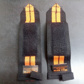 Titan MAX RPM bandáž na zápěstí 30 cm