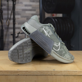 P&aacute;nsk&eacute; boty na CrossFit Nike Metcon 9 AMP - Zelen&aacute; camo