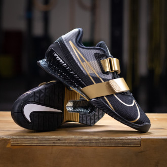 Vzpěračské boty Nike Romaleos 4 - black/metallic gold- DOPRAVA ZDARMA