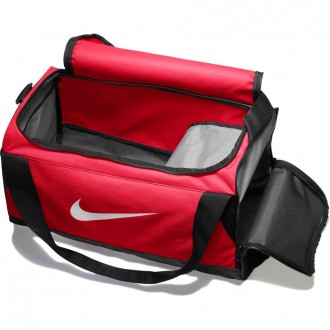 Tréninková sportovní taška (velikost M) Nike Brasilia red